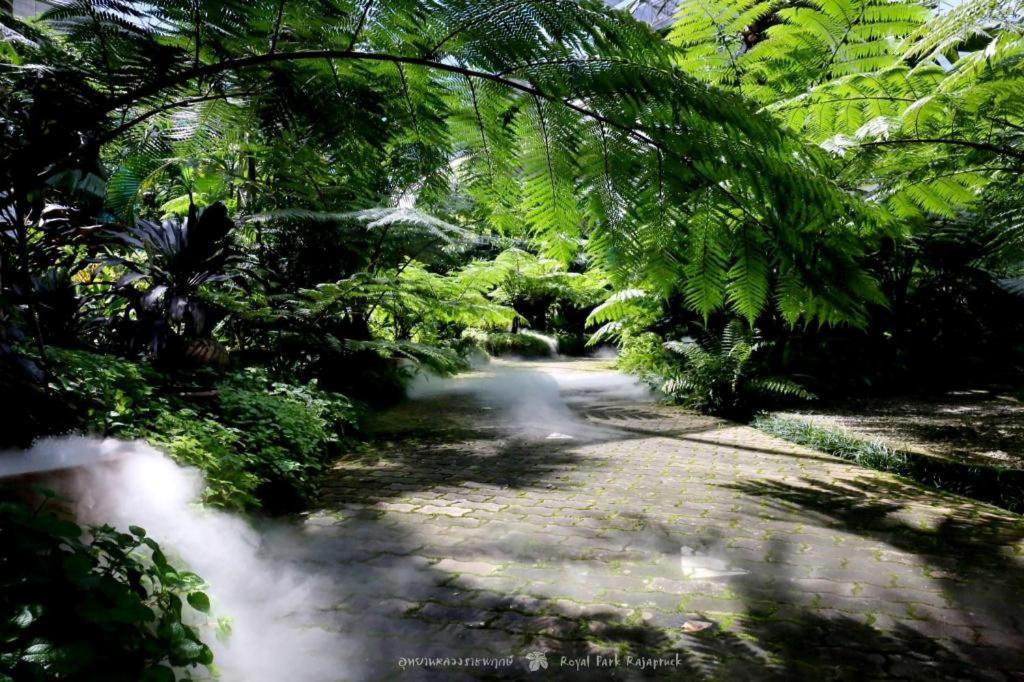 Rajapruek Place Chiang Mai Esterno foto