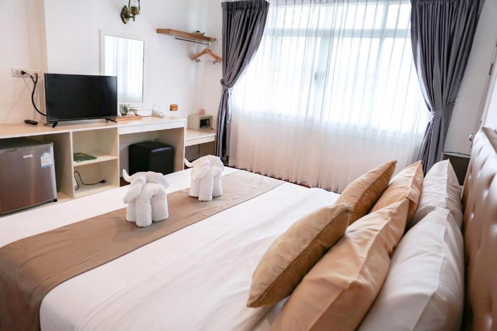 Rajapruek Place Chiang Mai Esterno foto