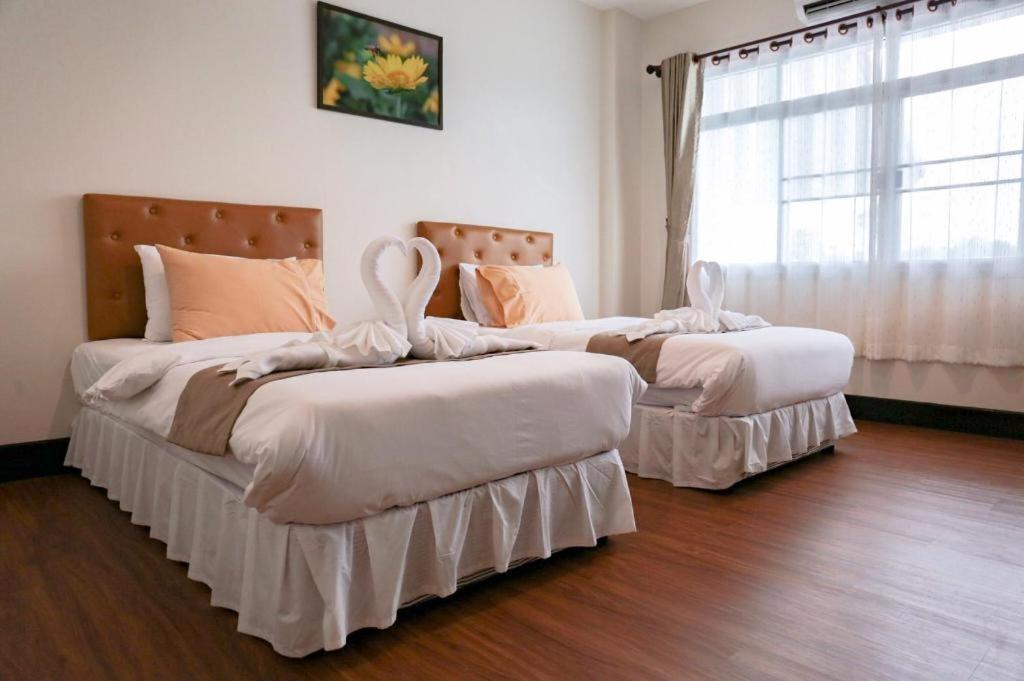 Rajapruek Place Chiang Mai Esterno foto